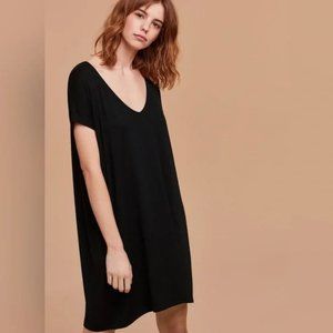 Wilfred Free Tunic cap sleeve - Aritzia - Size Large Black W/Pockets